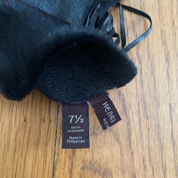 Henri Bendel Black Fringe Leather Gloves - Picture 2 of 2